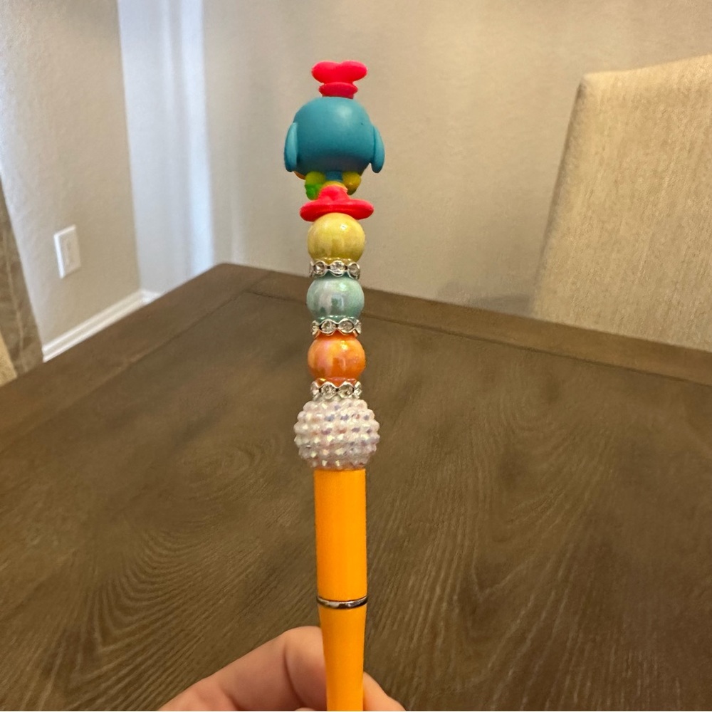 Disney Neon Goofy Doorables Set of 2 Beaded Pens Refill‎ Ink - Picture 3 of 6
